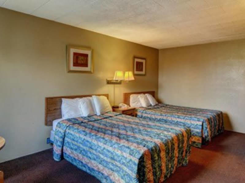 Days Inn Clearfield Eksteriør bilde